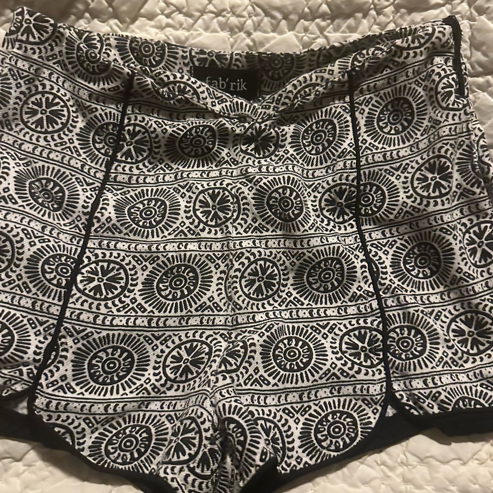 fab'rik Black & White Printed Shorts